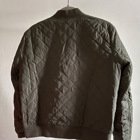 Levi's Women's Diamond Quilted Bomber Jacket Size L - Picture 4 of 6